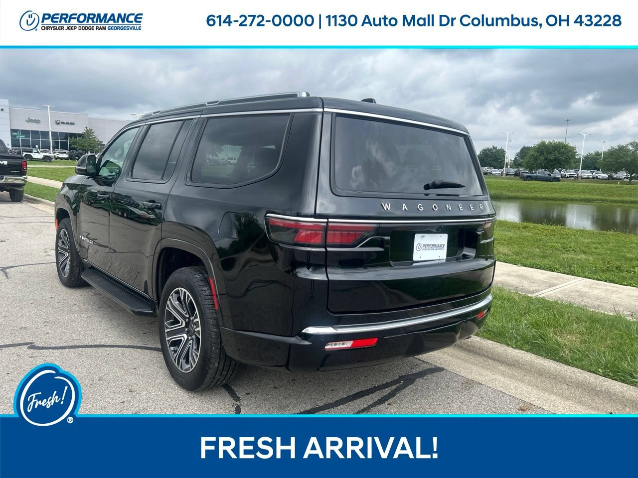 Used 2025 Jeep Wagoneer 4WD image 6