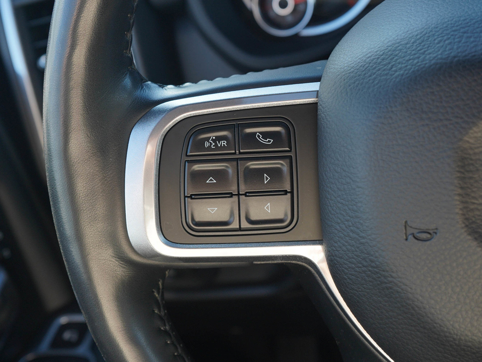 Used 2019 RAM 2500 Laramie AWD/4WD image 24