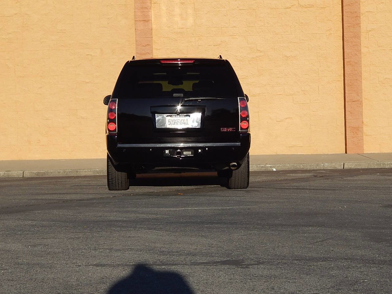 Used 2007 GMC Yukon XL Denali AWD/4WD image 6