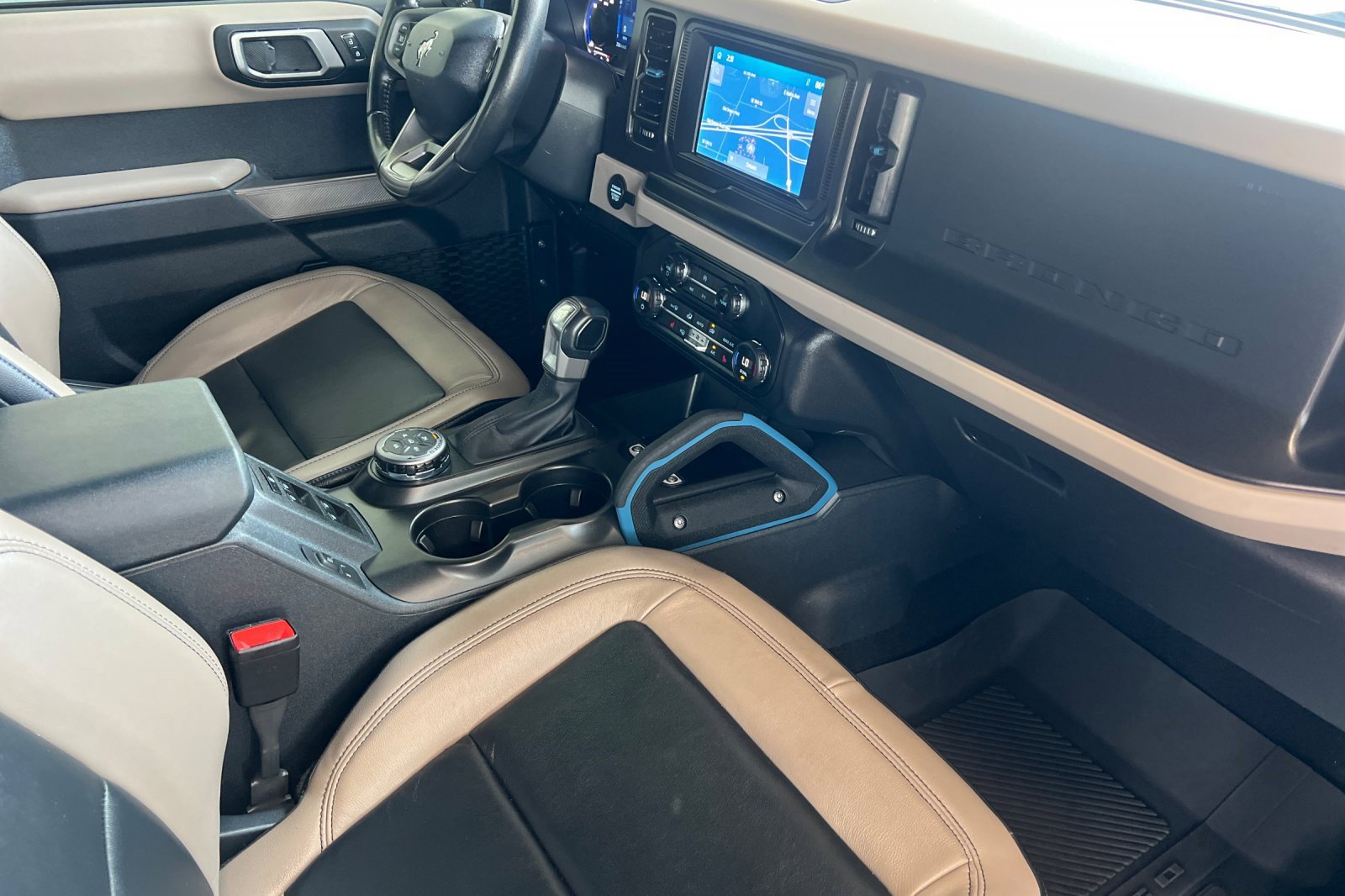 Used 2021 Ford Bronco Wildtrak image 13