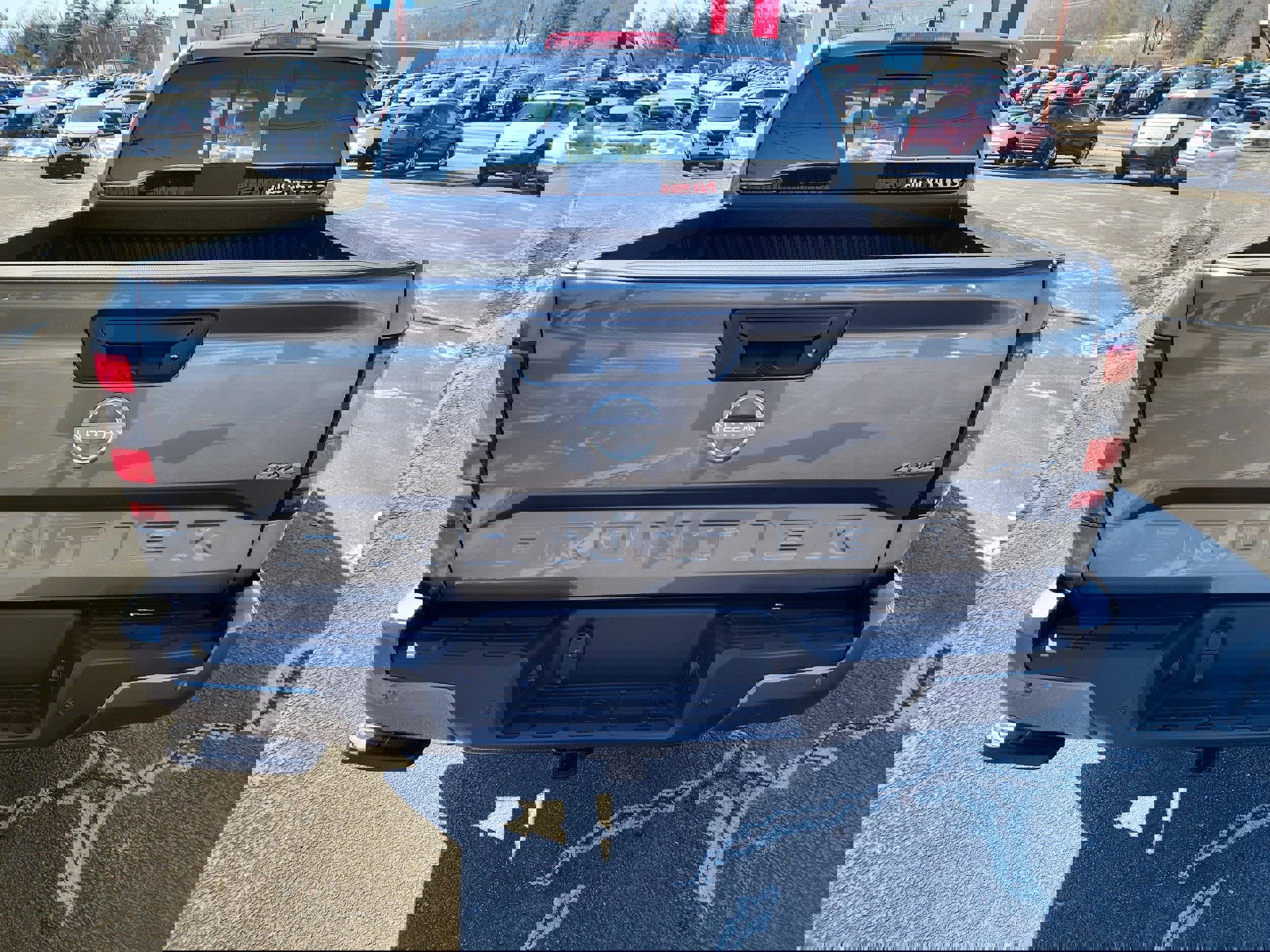 New 2026 Nissan Frontier SV image 7