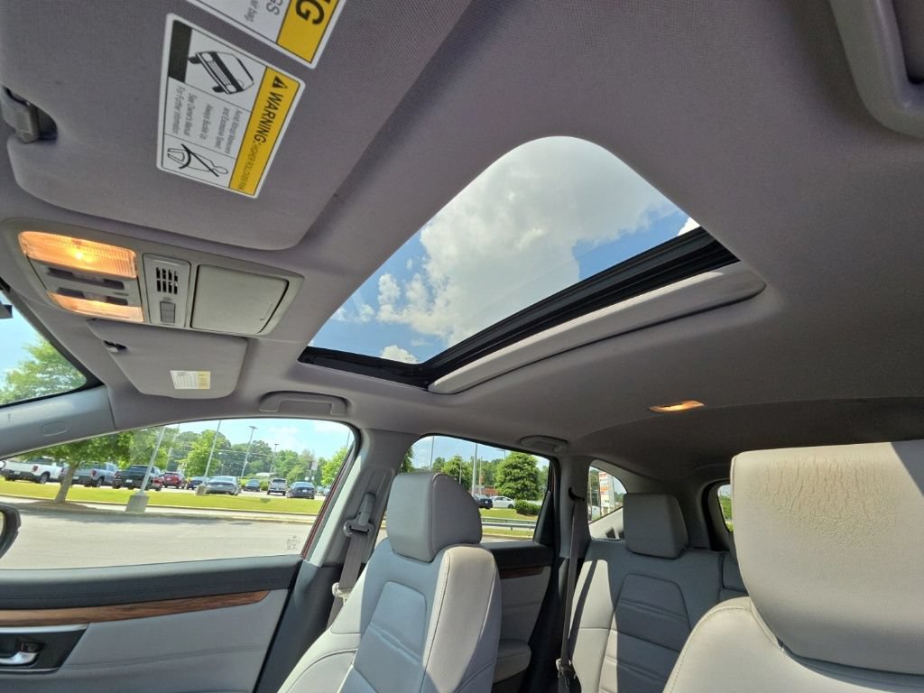 Used 2018 Honda CR-V Touring image 18