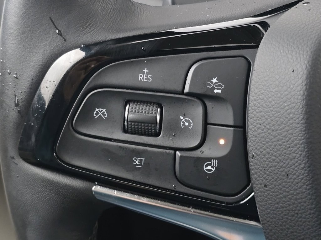 Used 2024 Buick Enclave Avenir image 16