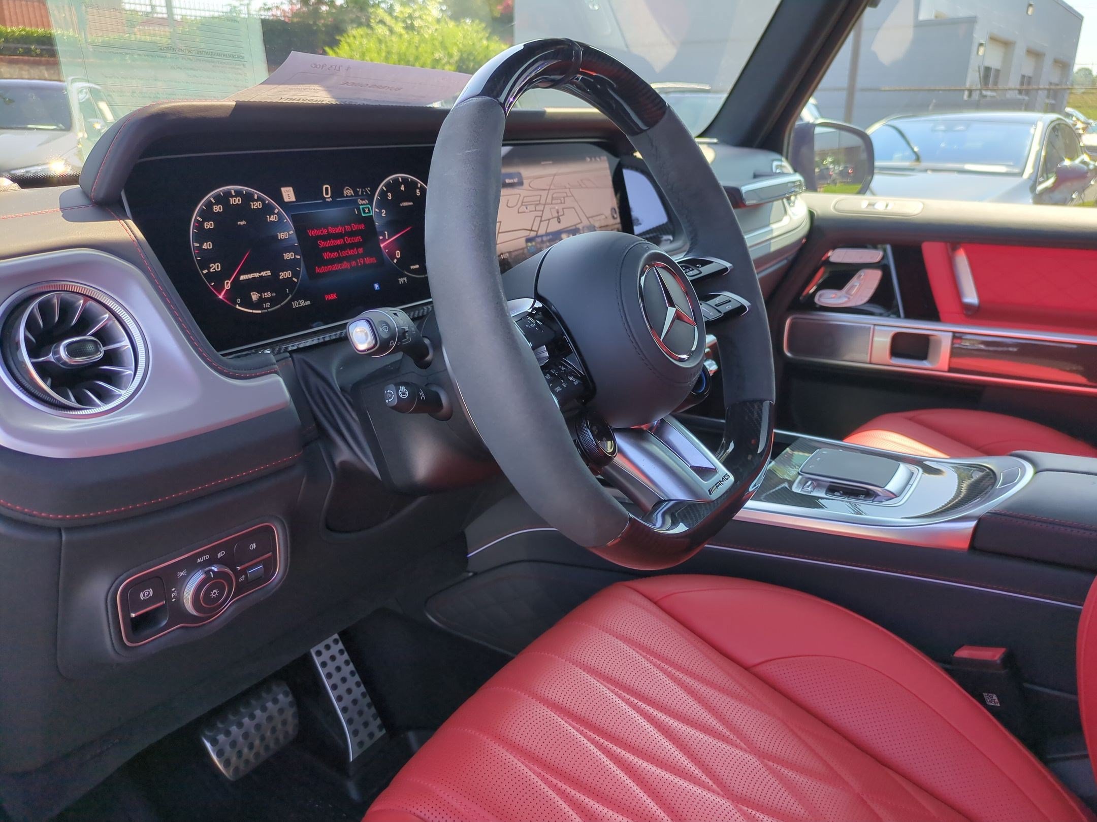 Used 2025 Mercedes-Benz G 63 AMG 4MATIC image 16