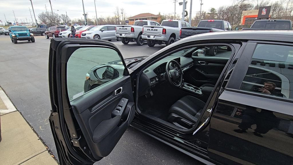 Used 2024 Honda Civic Sport image 15