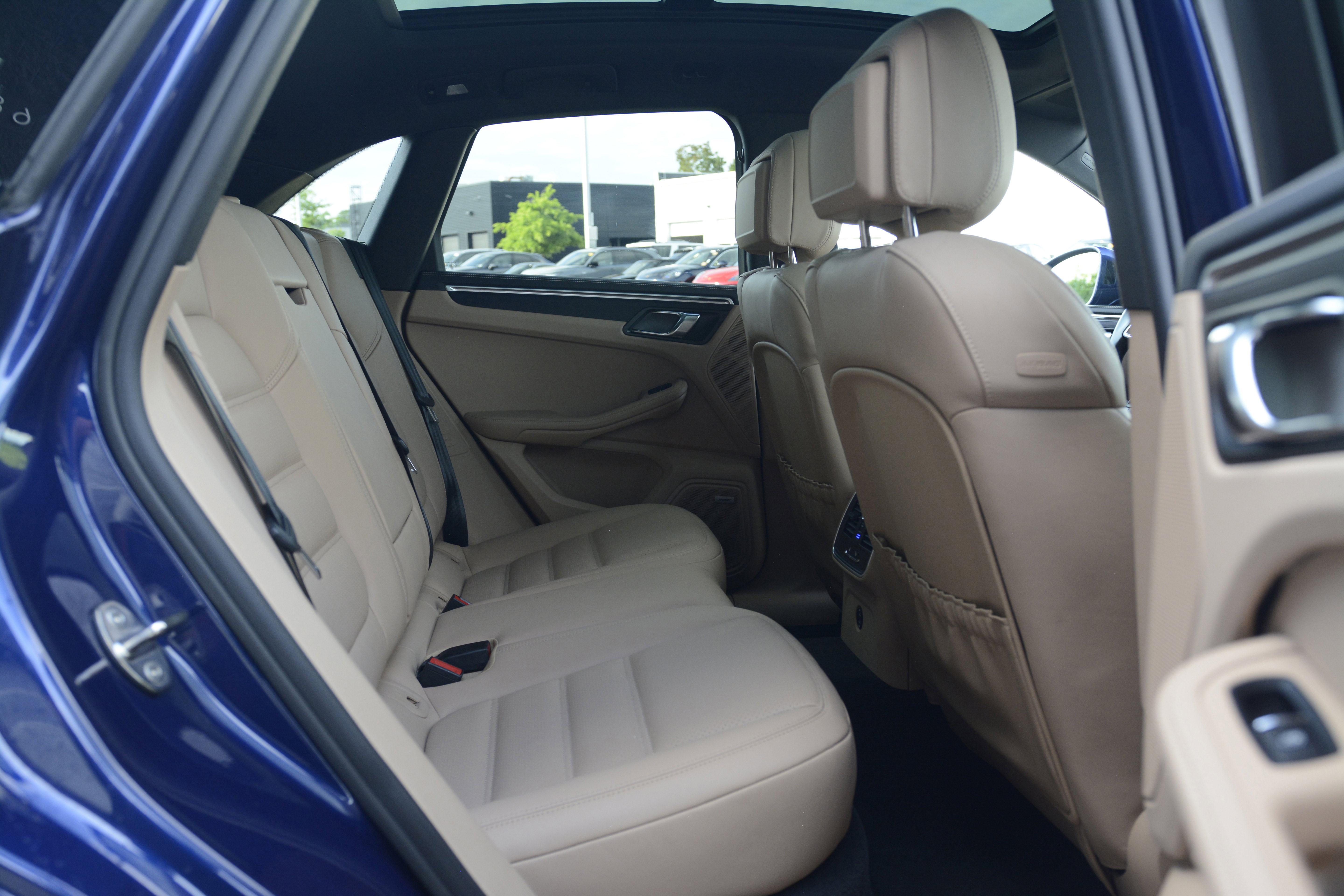 Certified 2022 Porsche Macan GTS AWD/4WD image 36