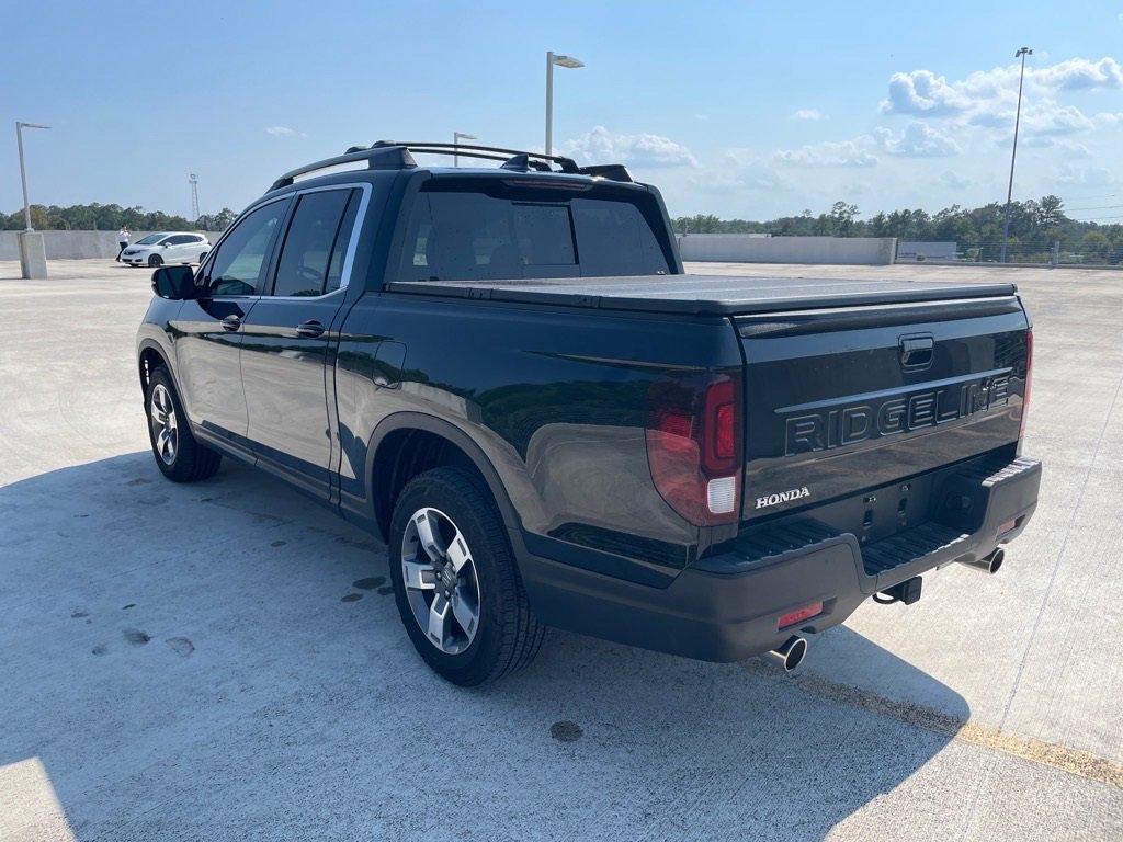 Certified 2024 Honda Ridgeline RTL image 5