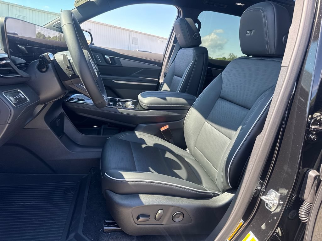 New 2026 Buick Enclave Sport Touring w/ Power Package FWD image 16