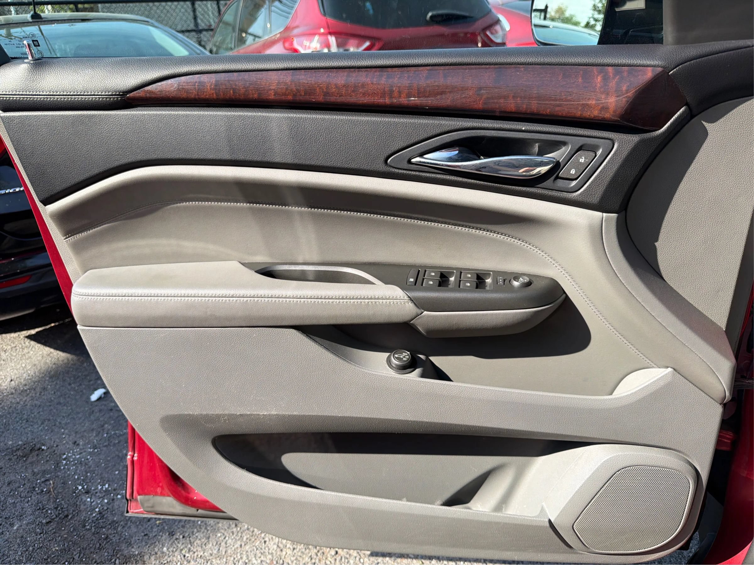 Used 2012 Cadillac SRX Premium AWD/4WD image 21