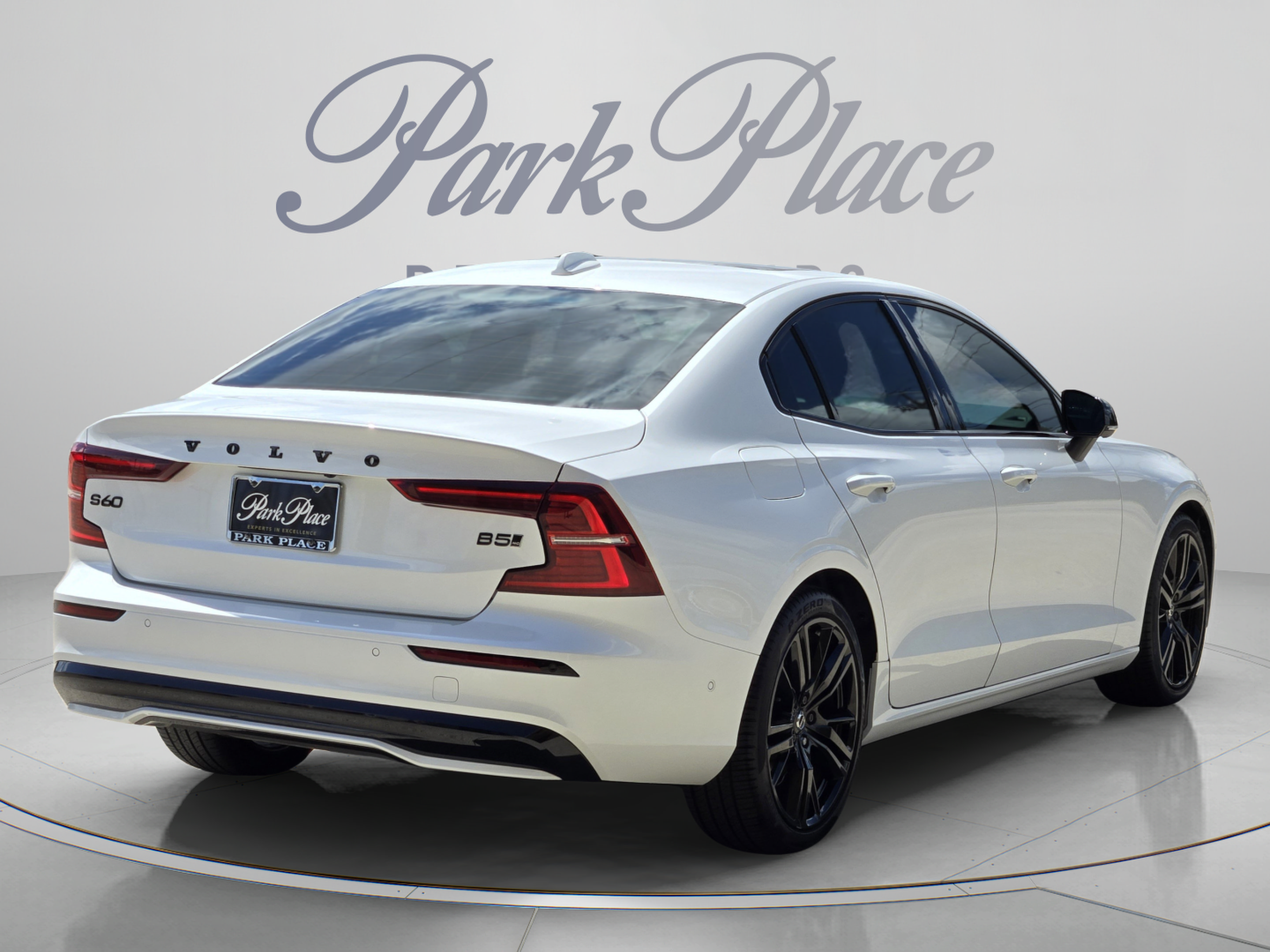 Certified 2023 Volvo S60 B5 Plus w/ Climate Package AWD/4WD image 6