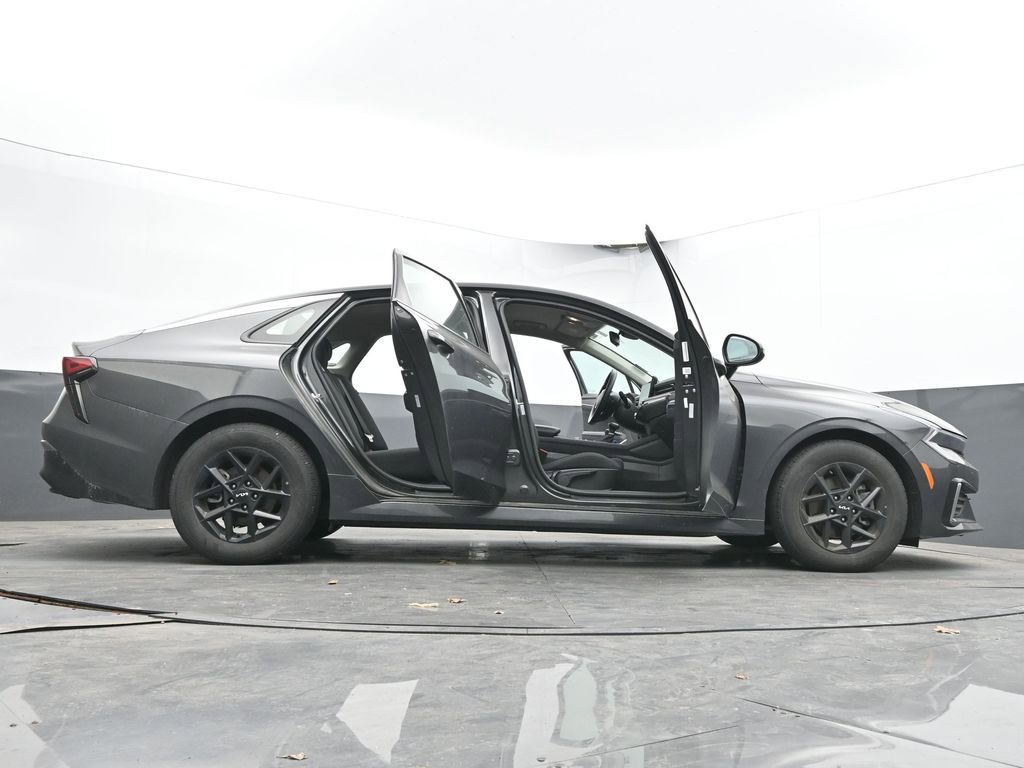 Used 2025 Kia K5 LXS FWD image 74