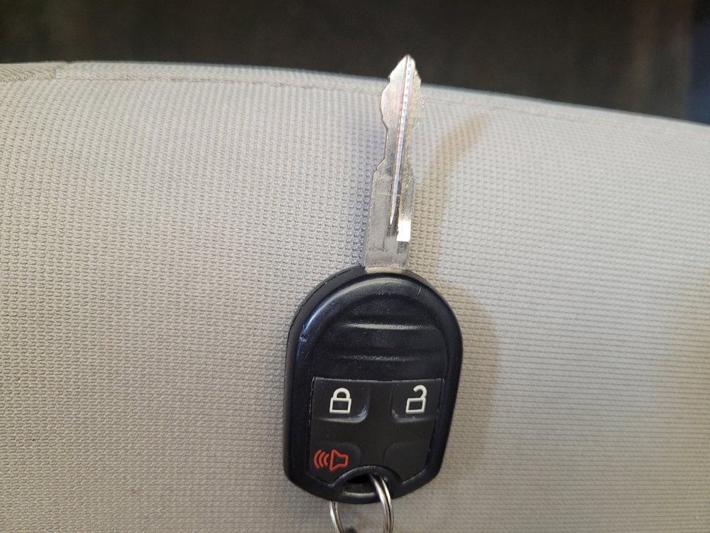 Used 2014 Ford Edge SE FWD image 32