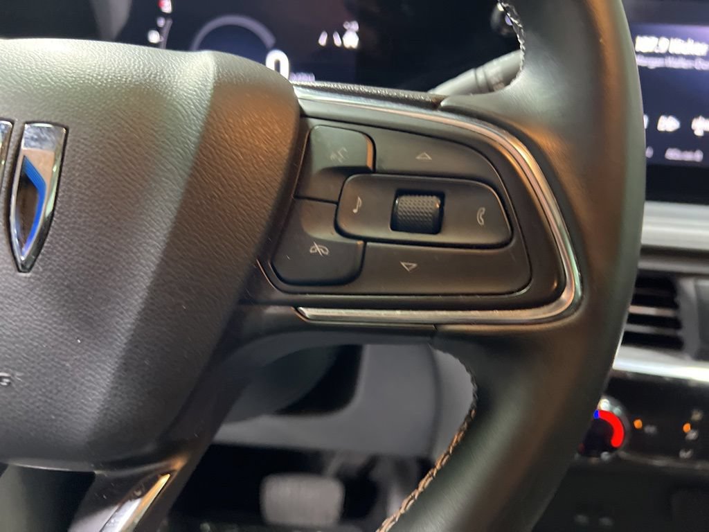 Used 2025 Buick Encore GX Preferred FWD image 23