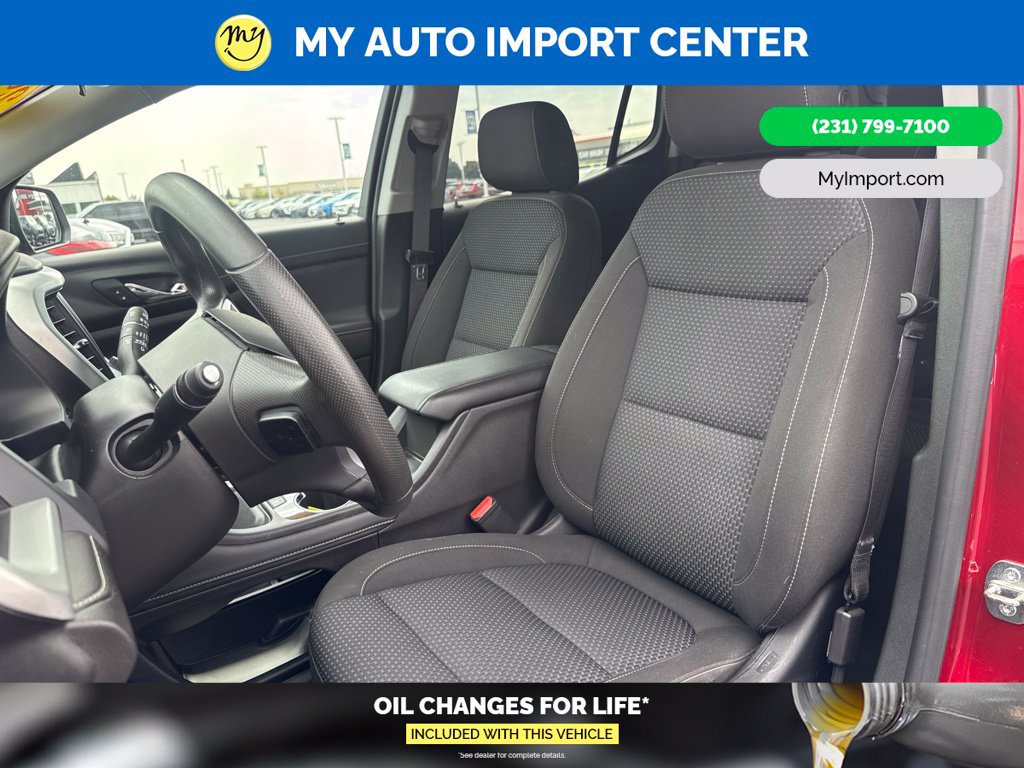 Used 2023 GMC Acadia SLE w/ Driver Convenience Package FWD image 14