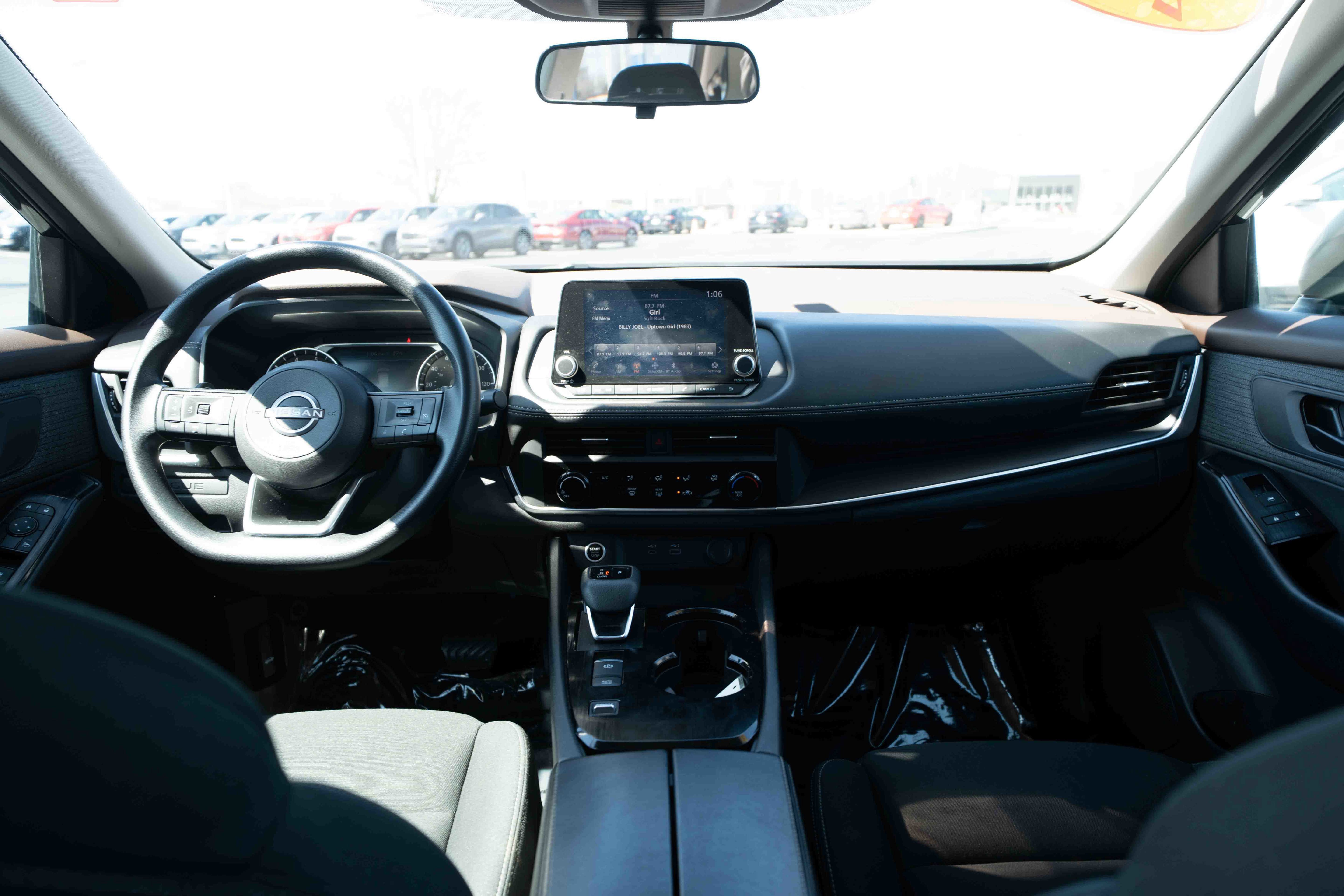 Used 2023 Nissan Rogue S FWD image 20