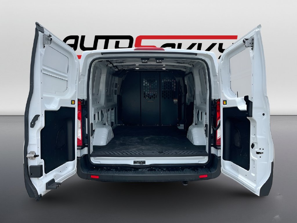 Used 2023 Ford Transit 150 Low Roof RWD image 22