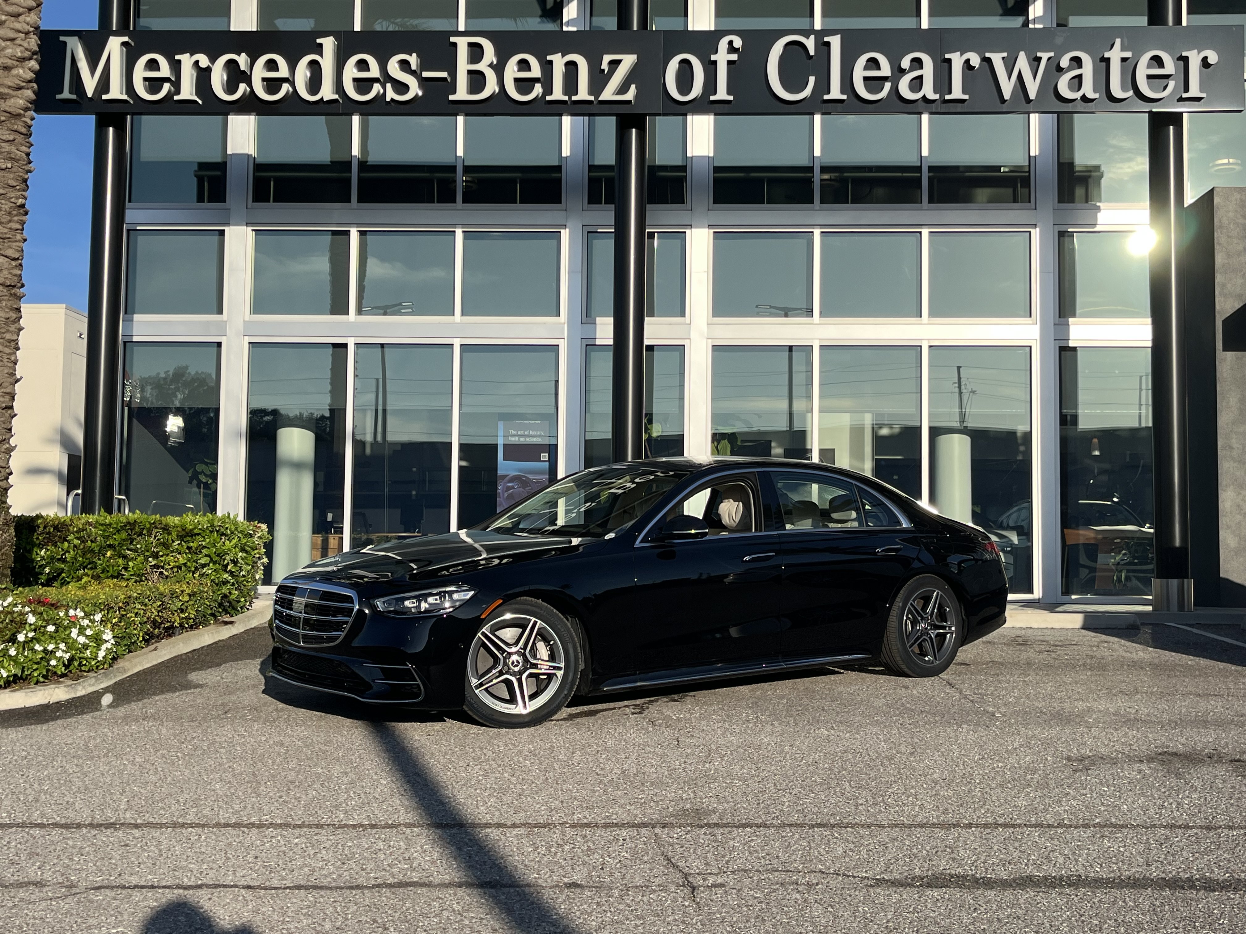 New 2026 Mercedes-Benz S 580e 4MATIC Sedan image 1