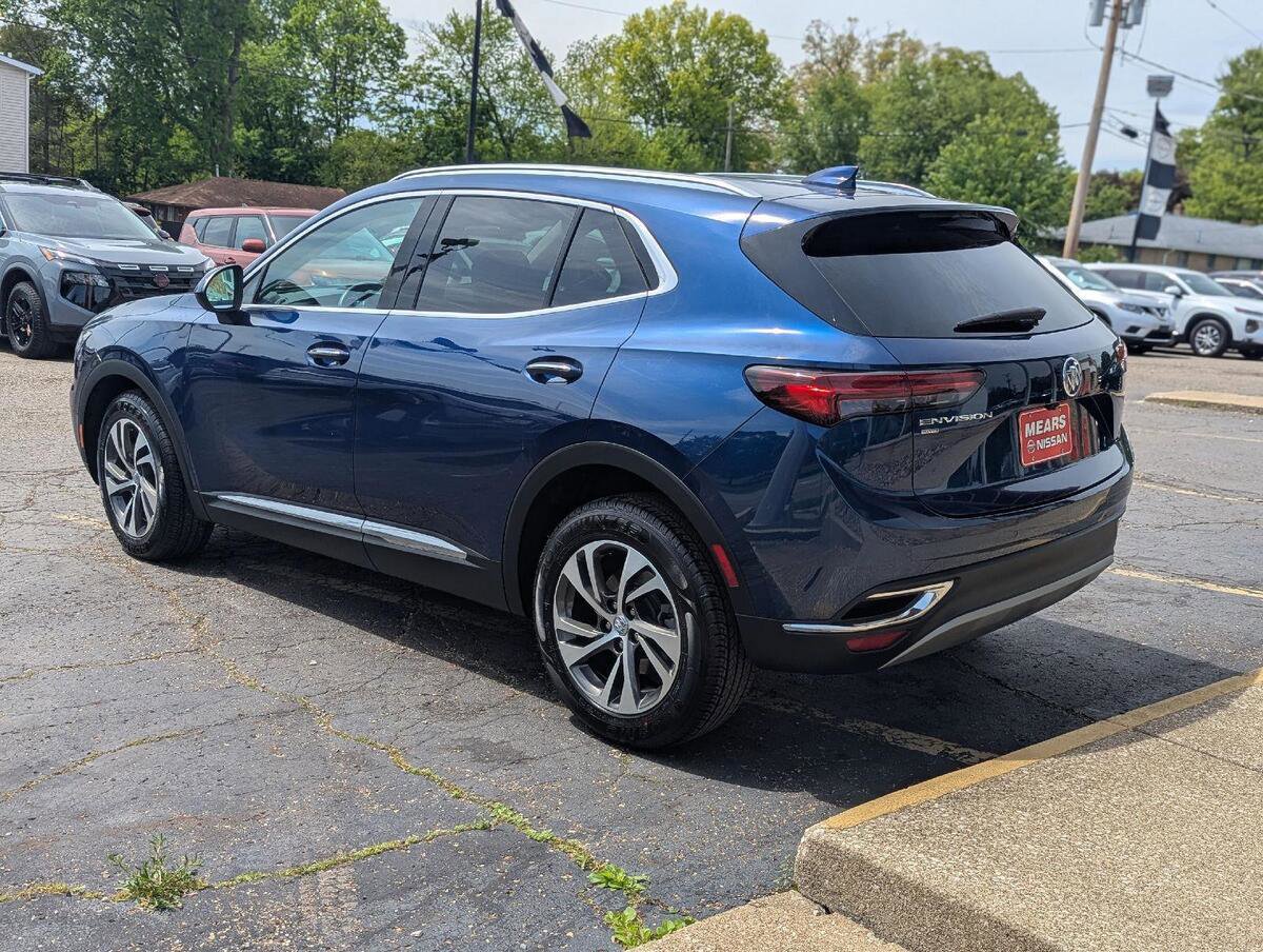 Used 2023 Buick Envision Essence AWD/4WD image 3