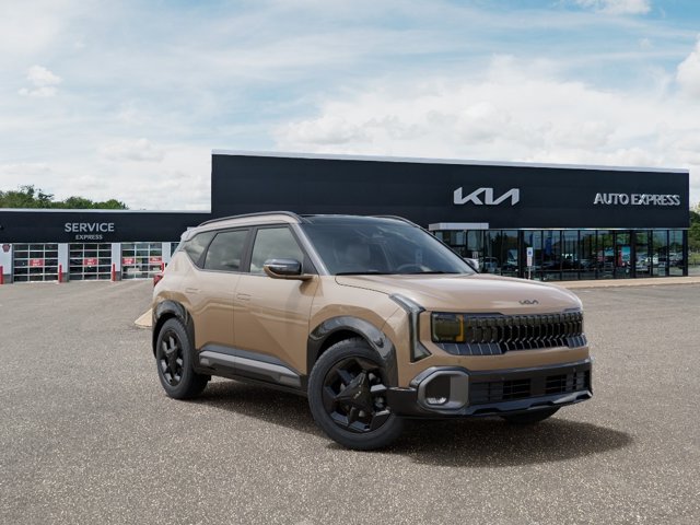 New 2027 Kia Seltos X-Line S w/ X-Line S Premium Package AWD/4WD image 8