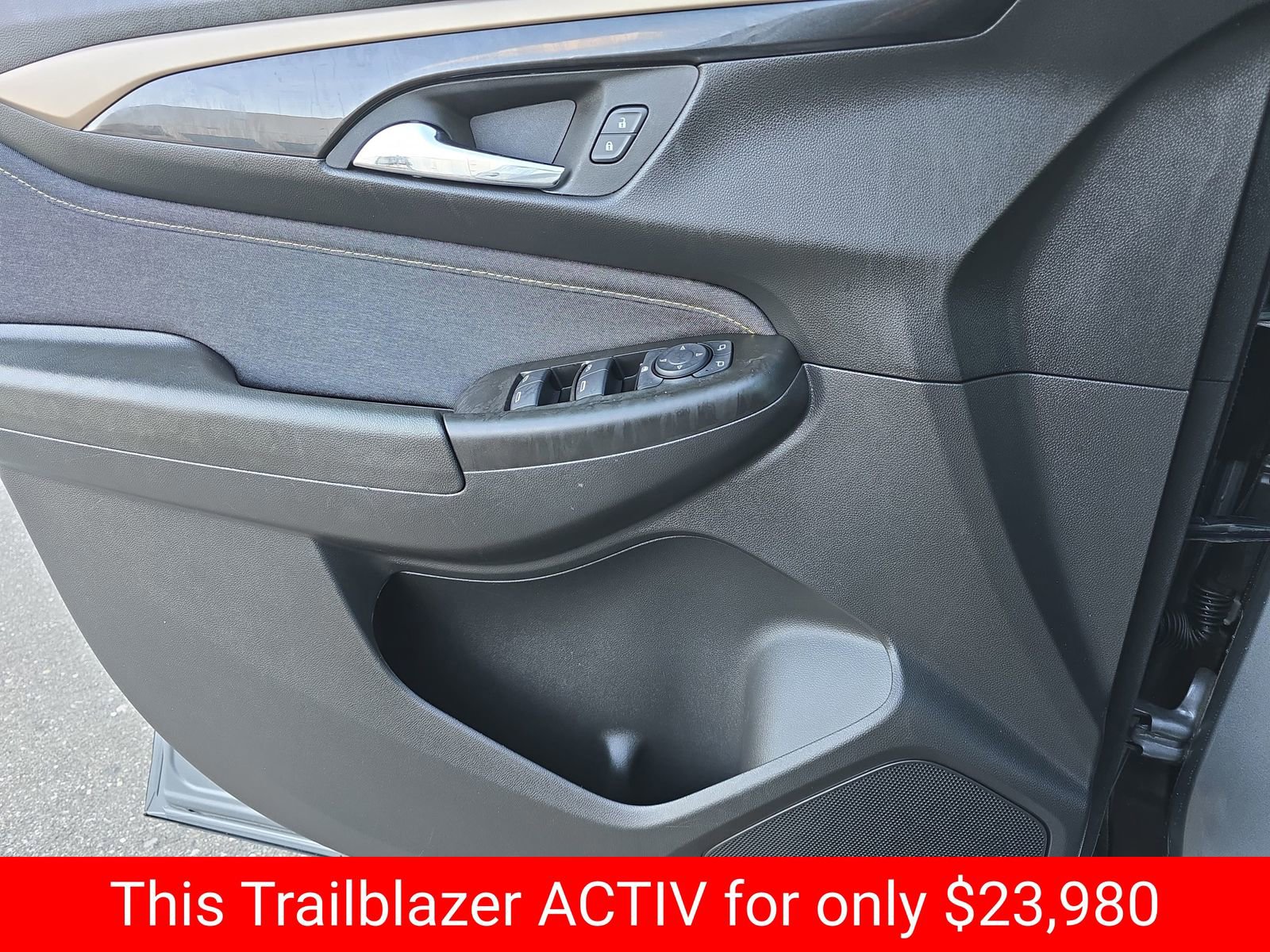 Used 2024 Chevrolet TrailBlazer ACTIV w/ Driver Confidence Package image 31