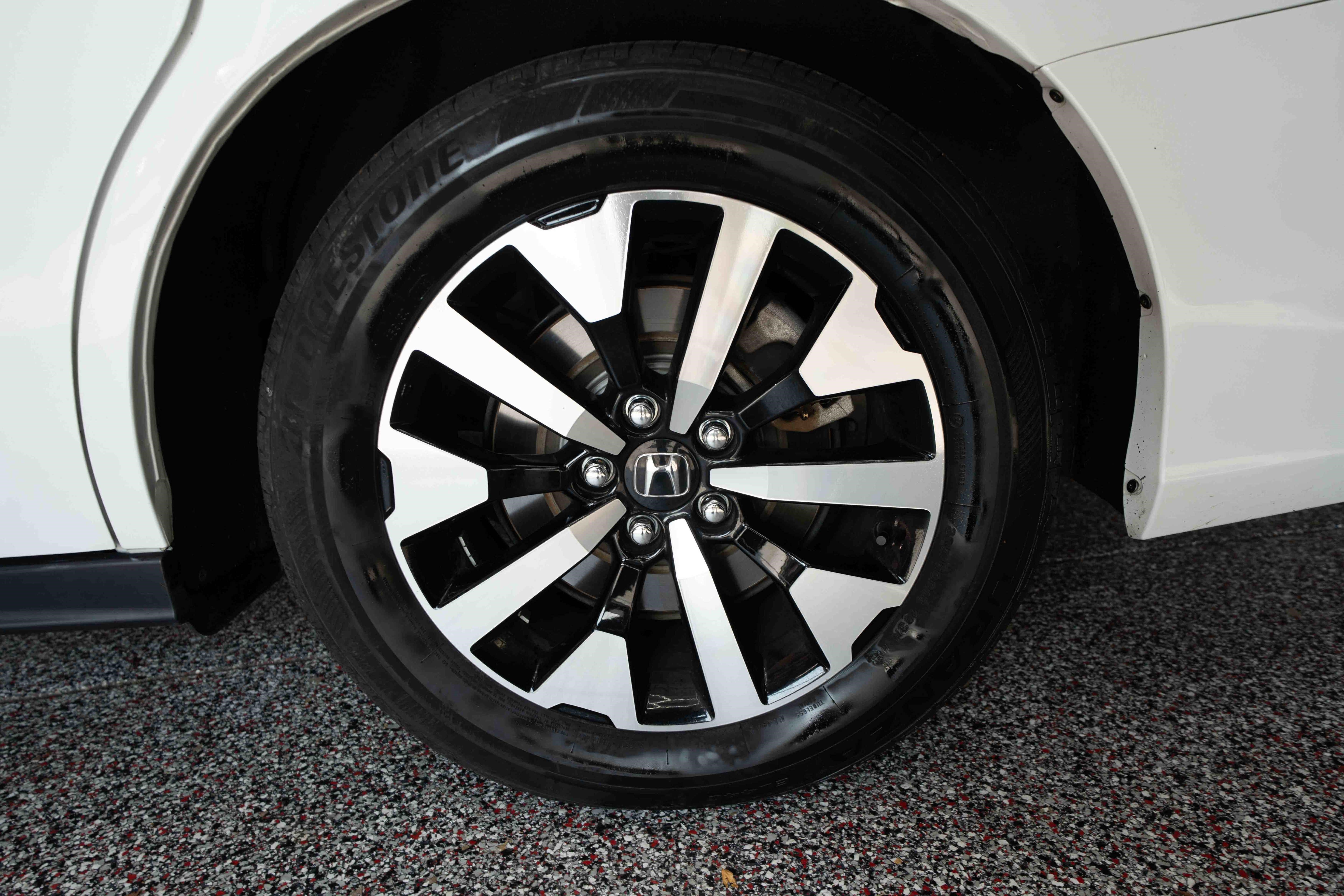 Used 2025 Honda Odyssey EX-L image 30