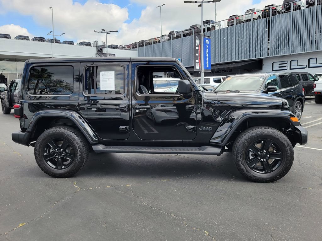 Used 2022 Jeep Wrangler Unlimited Sahara image 30
