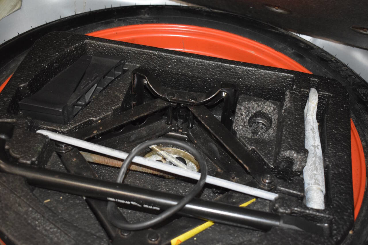 Used 2007 Jaguar XK Convertible image 60