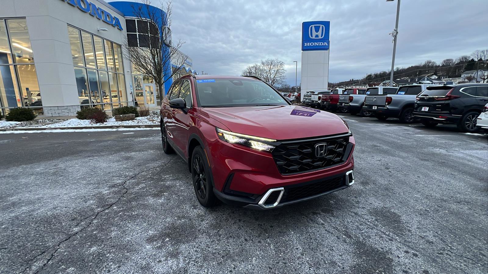 Used 2023 Honda CR-V Sport Touring image 2