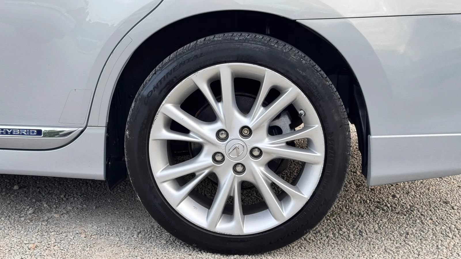 Used 2010 Lexus HS 250h Premium w/ Tech Pkg FWD image 18