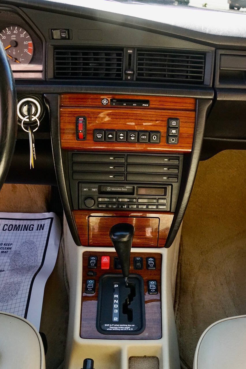 Used 1993 Mercedes-Benz 190 E 2.3 image 34