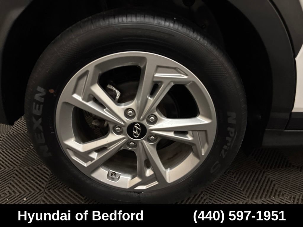 Used 2023 Hyundai Kona SEL FWD image 24