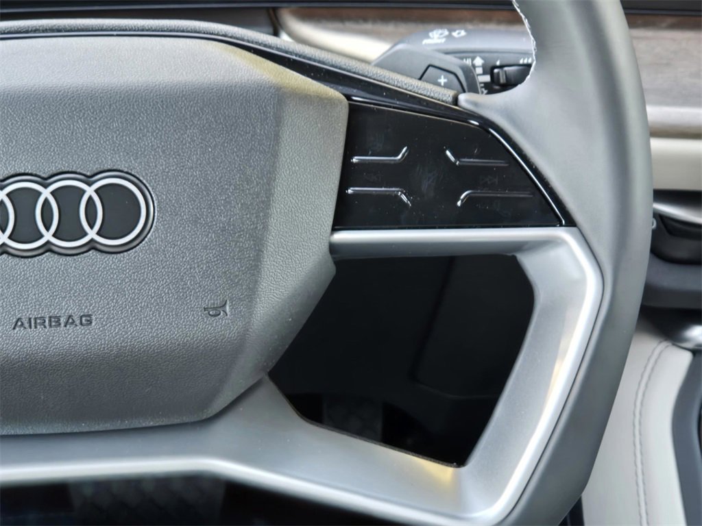 New 2025 Audi Q5 Premium Plus image 16