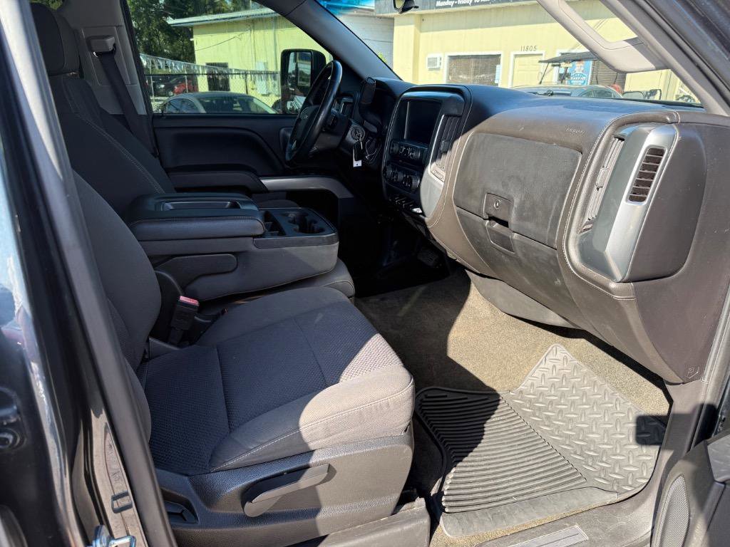 Used 2017 Chevrolet Silverado 1500 LT w/ All Star Edition AWD/4WD image 17
