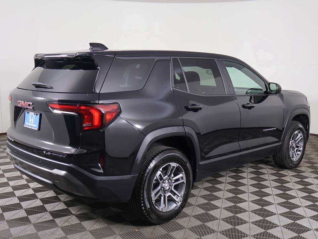 Used 2026 GMC Terrain Elevation FWD image 12
