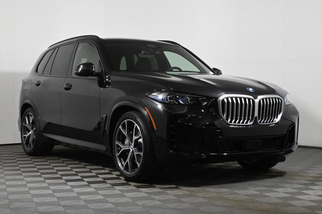 Used 2026 BMW X5 xDrive50e w/ M Sport Package AWD/4WD image 9