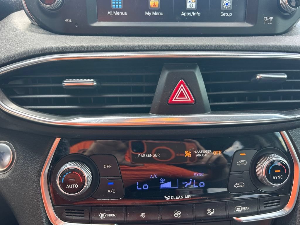 Used 2020 Hyundai Santa Fe SEL w/ Convenience Package FWD image 18