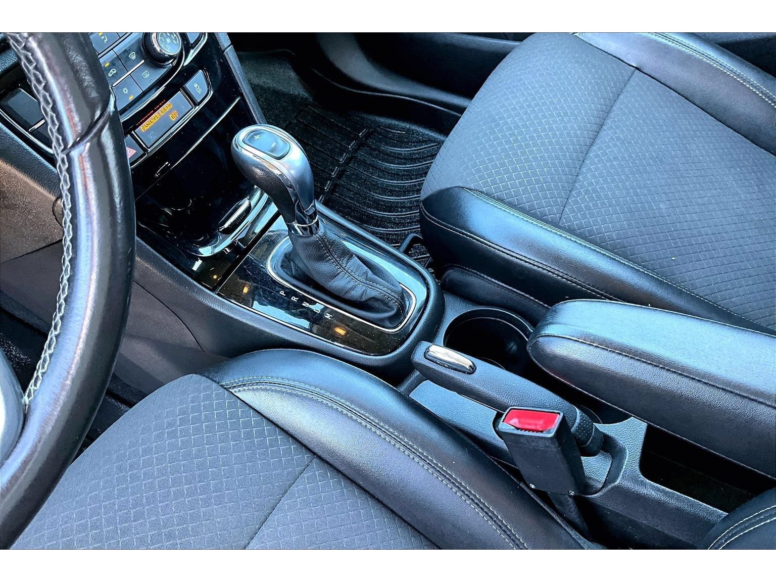 Used 2019 Buick Encore Preferred FWD image 28
