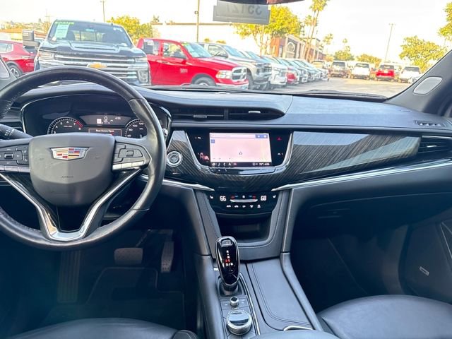 Certified 2022 Cadillac XT6 Premium Luxury image 12