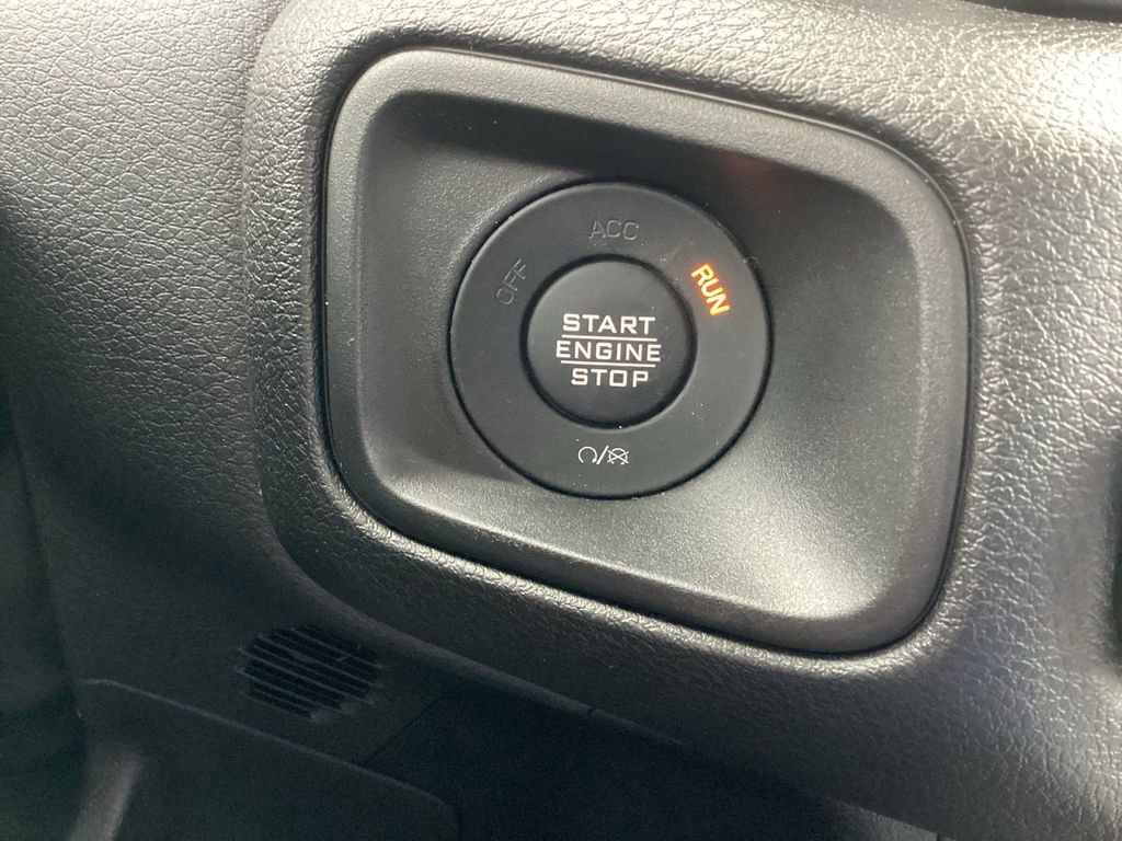 Used 2025 Jeep Gladiator Willys image 36