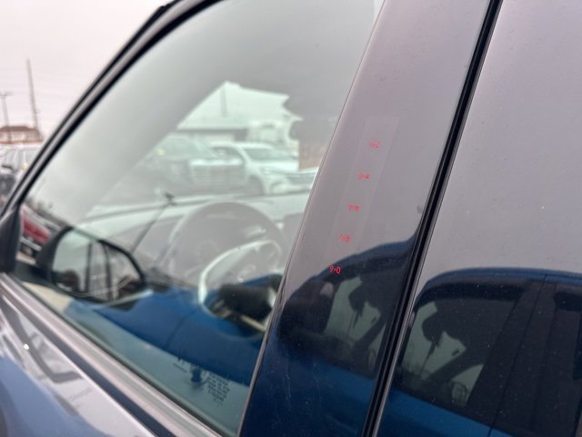 Used 2022 Ford Explorer XLT w/ Equipment Group 202A image 14