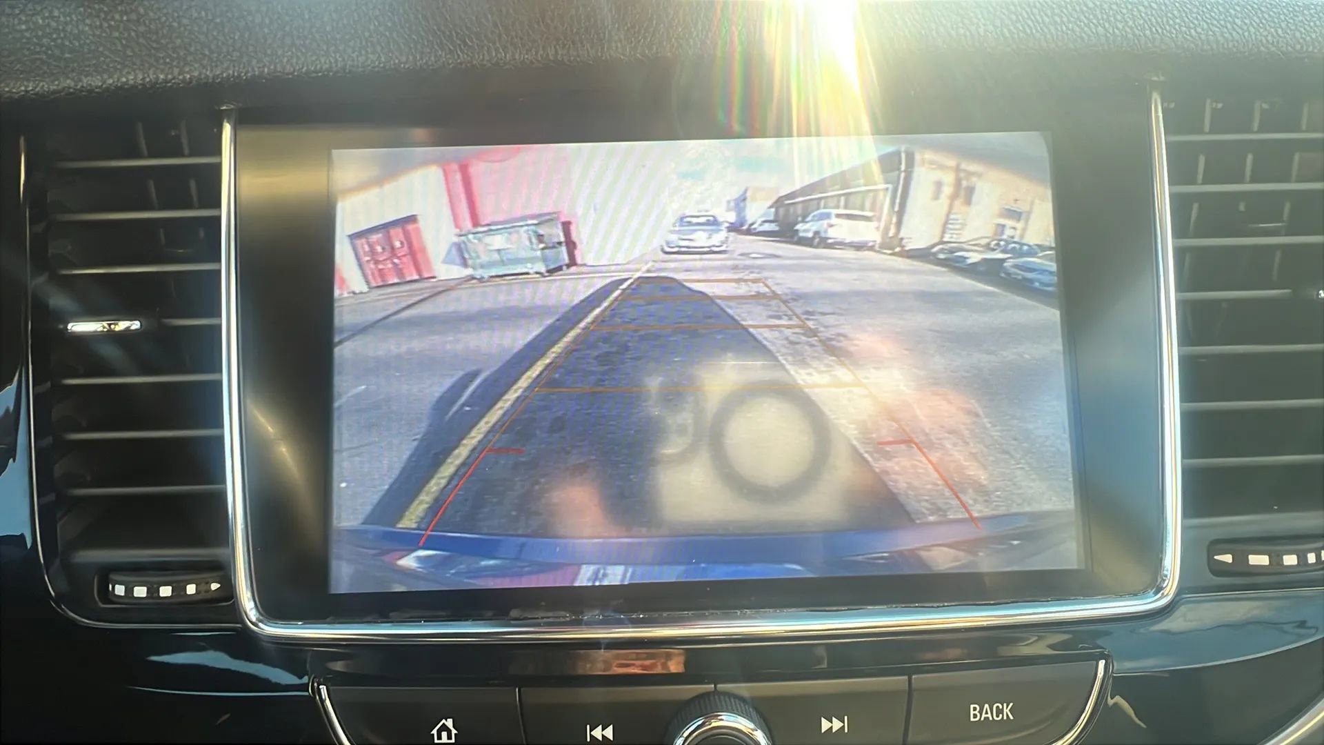 Used 2019 Buick Encore Essence AWD/4WD image 21