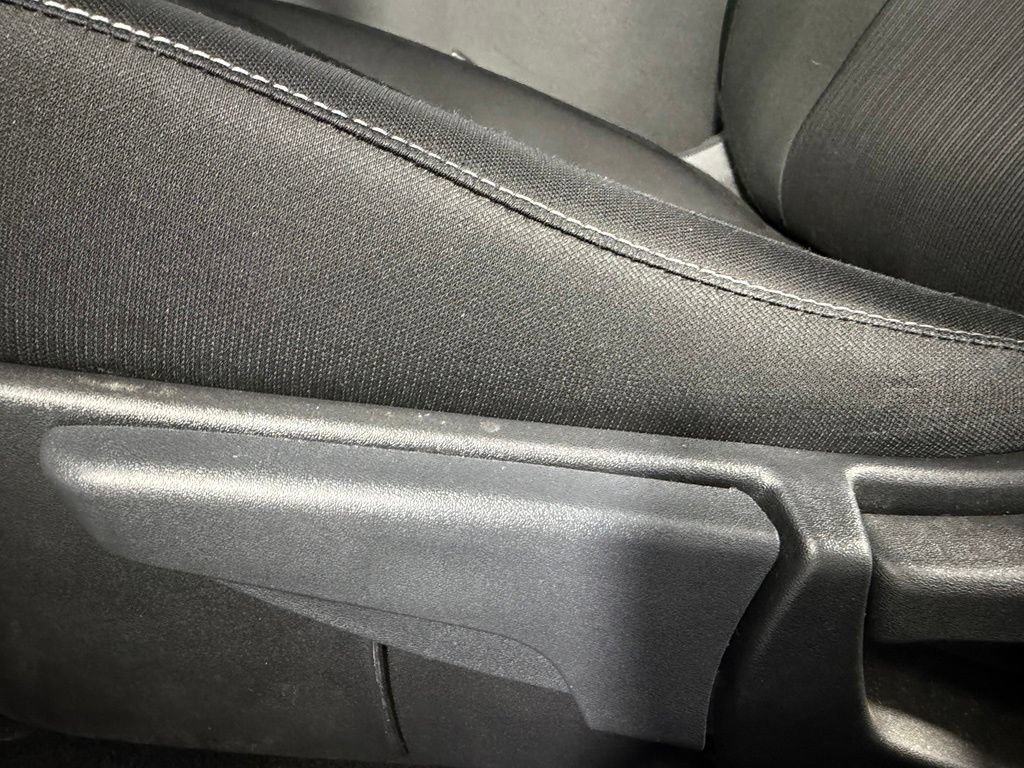 Used 2025 Nissan Sentra SV w/ Trunk Package FWD image 23