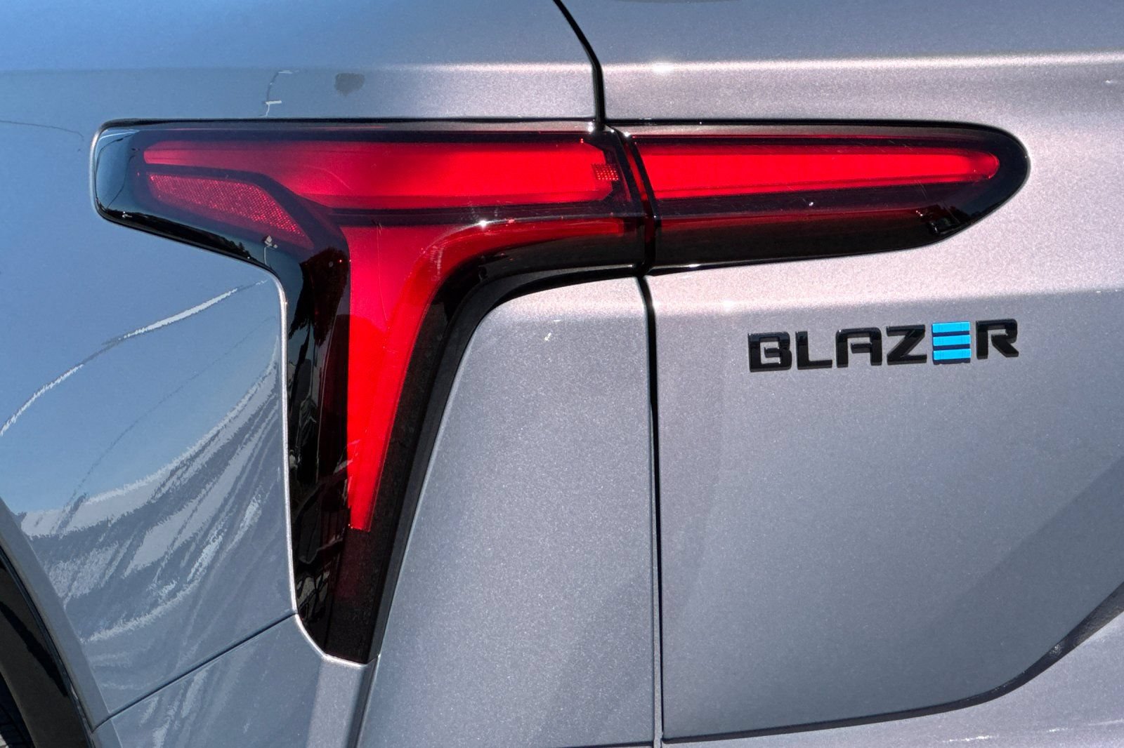 Used 2026 Chevrolet Blazer EV RS AWD/4WD image 43