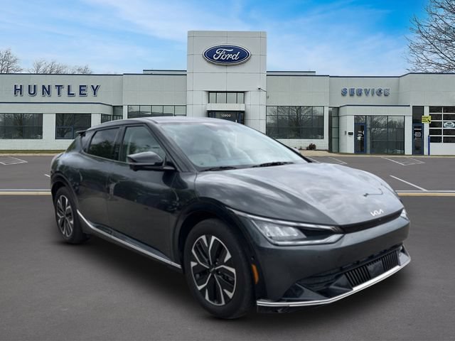 Used 2024 Kia EV6 Wind w/ Wind Technology Package AWD/4WD image 4