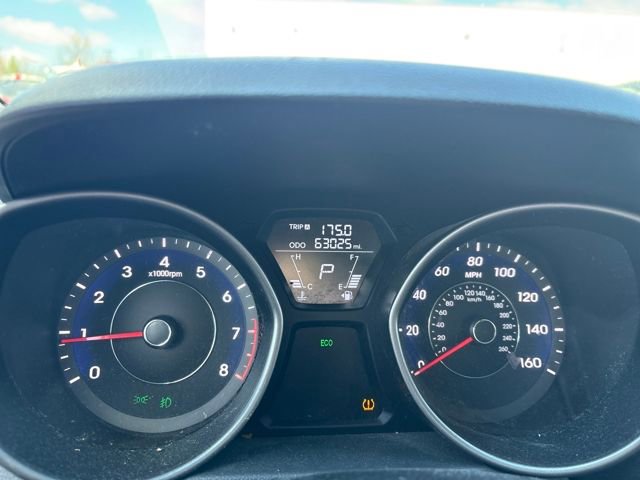 Used 2013 Hyundai Elantra GLS w/ Preferred Pkg image 17