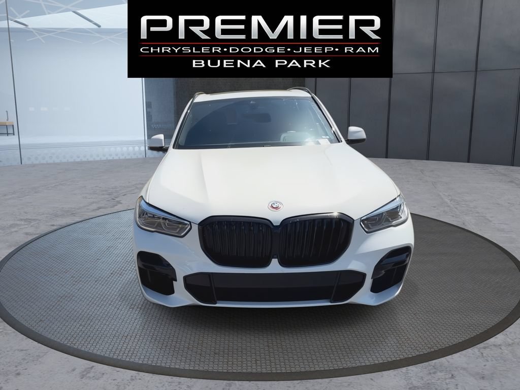 Used 2023 BMW X5 M50i w/ Executive Package AWD/4WD image 3