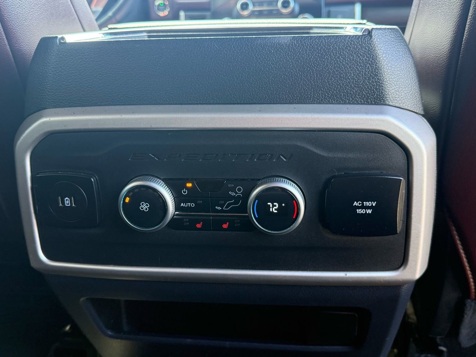 Used 2024 Ford Expedition Limited image 22