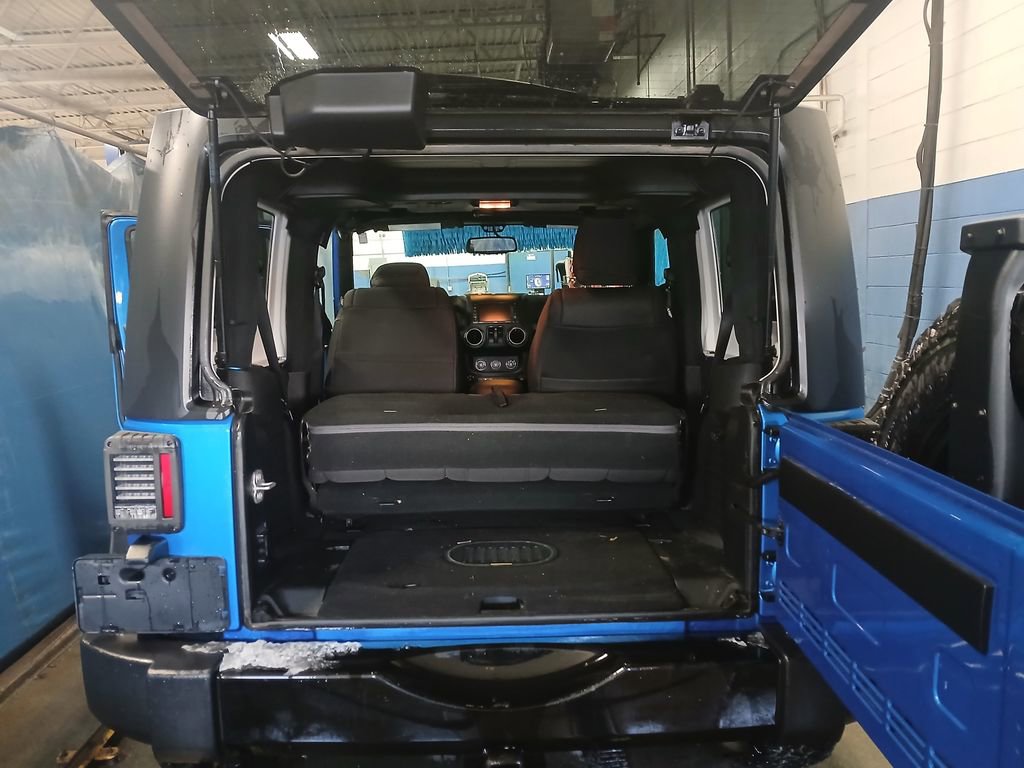 Used 2016 Jeep Wrangler Sport image 32