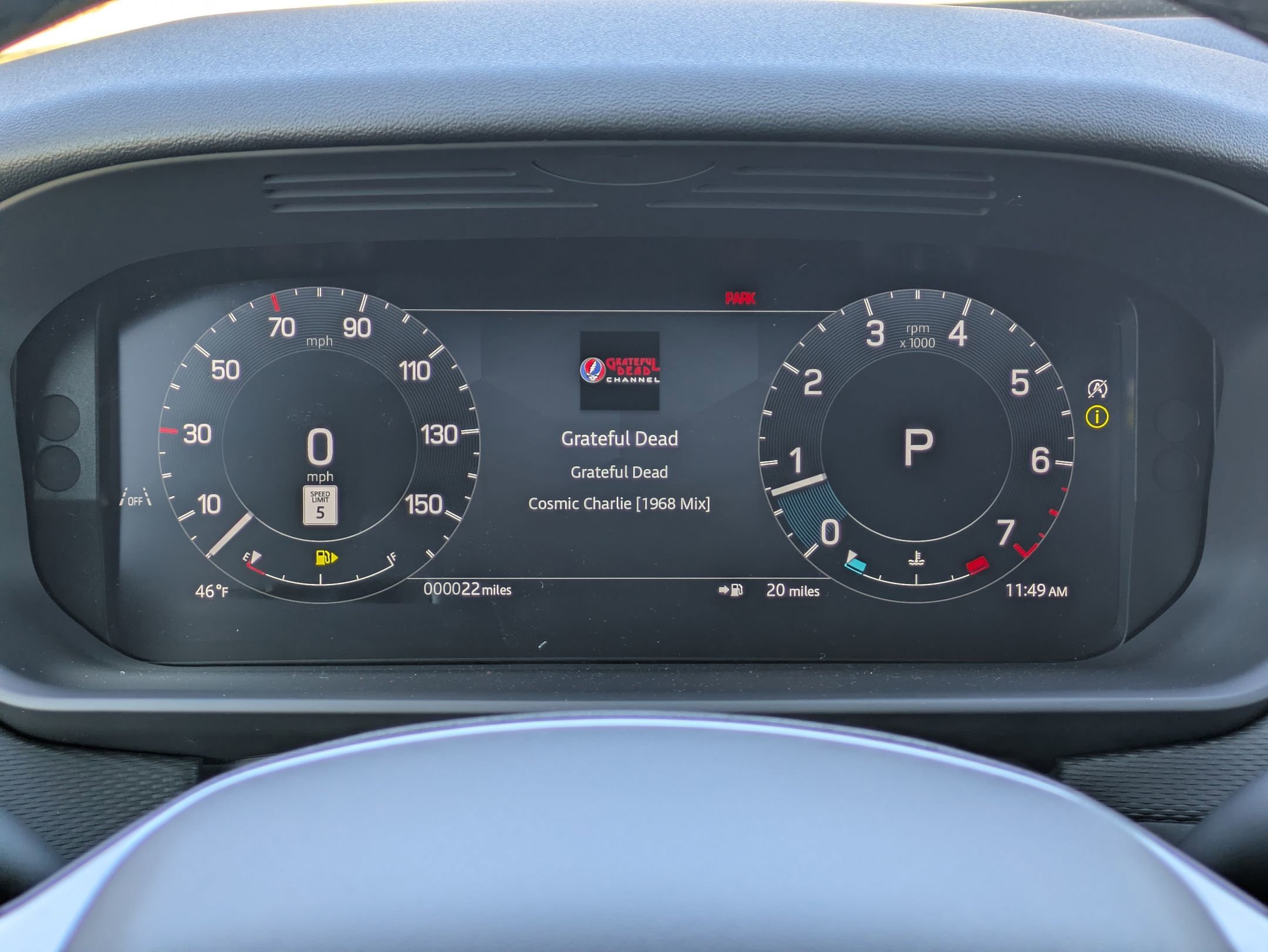 New 2026 Land Rover Discovery Dynamic SE image 10