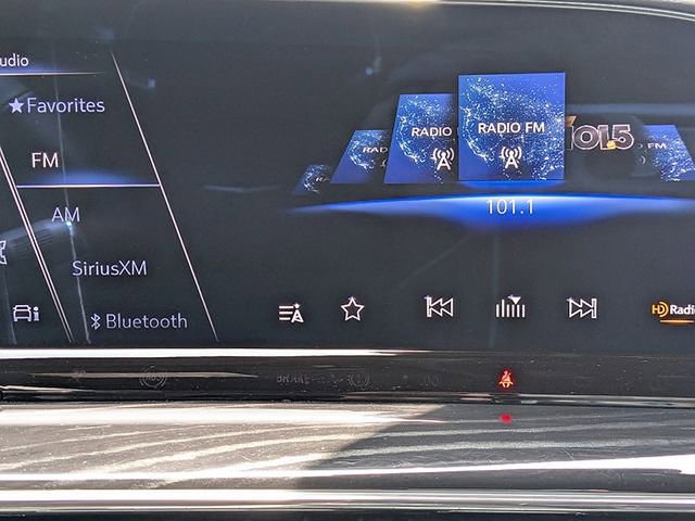 Certified 2024 Cadillac Escalade Sport w/ LPO, ONYX Package image 19